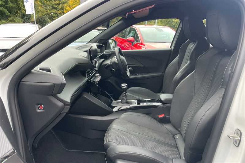 Used Peugeot 2008 2022 for sale - 76217451: Photo 32