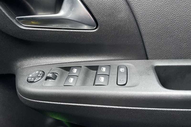 Used Vauxhall Corsa 2024 for sale - 76447289: Photo 16