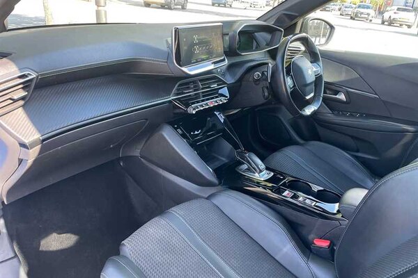 Used Peugeot 208 2021 for sale - 76155122: Photo 13