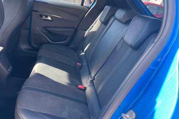 Used Peugeot 208 2021 for sale - 76155122: Photo 36