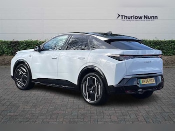 Used Peugeot E-3008 2024 for sale - 76112566: Photo