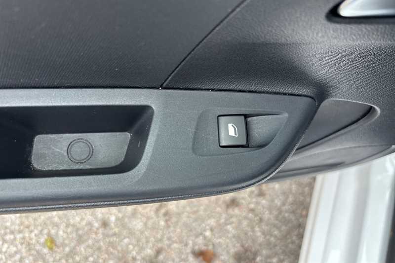 Used Vauxhall Corsa 2022 for sale - 76261972: Photo 37
