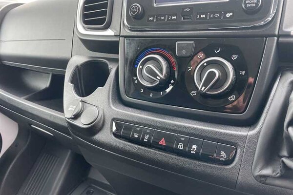 Used Vauxhall Movano 2025 for sale - 76155128: Photo 15
