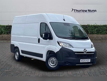 Vauxhall - Movano