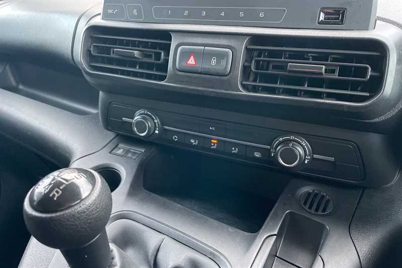 Used Vauxhall Combo 2021 for sale - 76842379: Photo 15