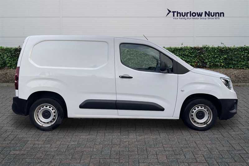 Used Vauxhall Combo 2021 for sale - 76842379: Photo 2