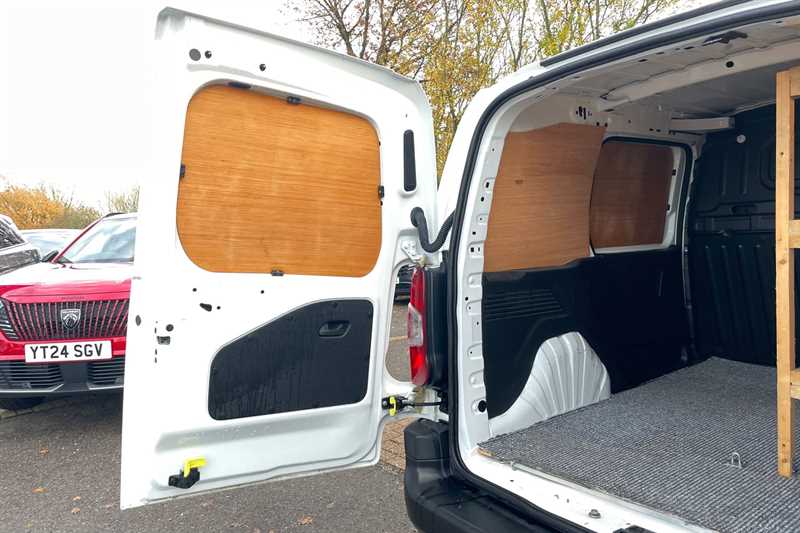 Used Vauxhall Combo 2021 for sale - 76842379: Photo 26