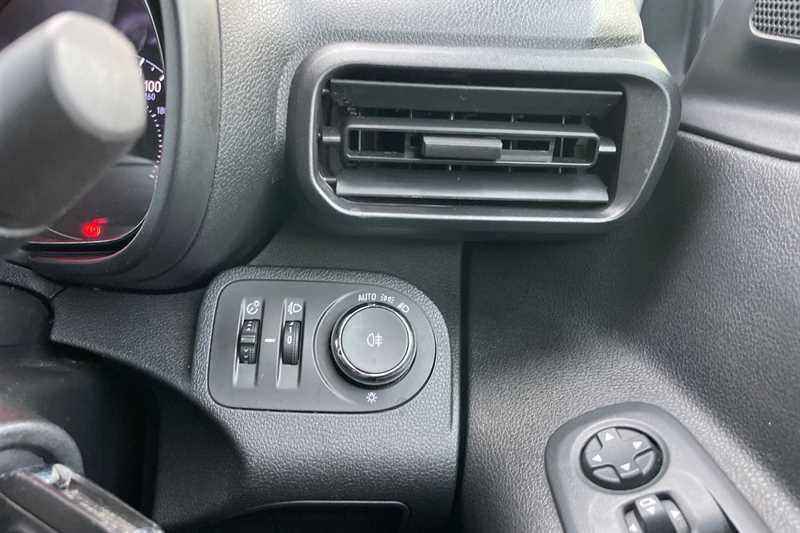 Used Vauxhall Combo 2021 for sale - 76842379: Photo 29