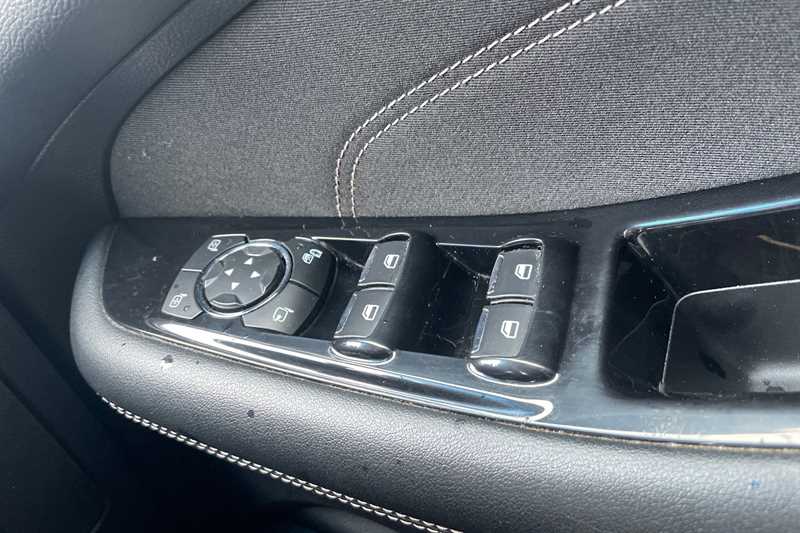 Used Ford Edge 2018 for sale - 77145962: Photo 16