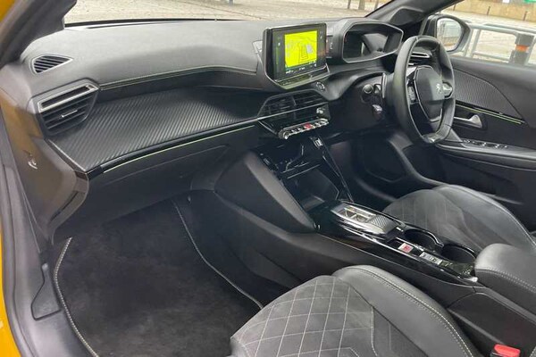 Used Peugeot 208 2023 for sale - 76261894: Photo 13