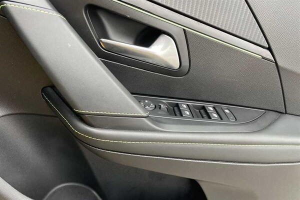 Used Peugeot 208 2023 for sale - 76261894: Photo 16