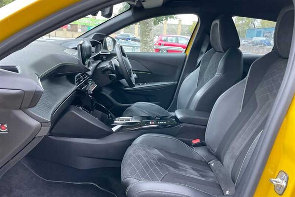 Used Peugeot 208 2023 for sale - 76261894: Photo 32