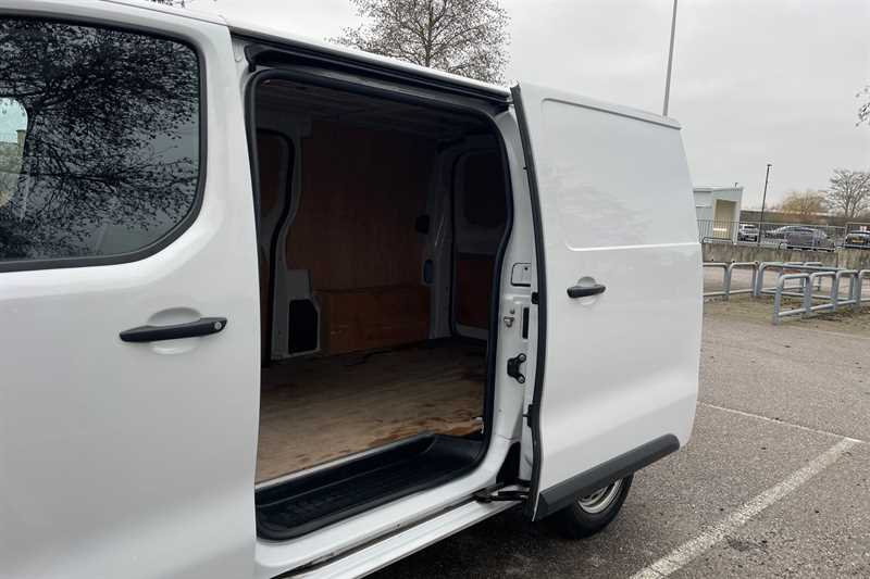Used Vauxhall Vivaro 2024 for sale - 77513606: Photo 31