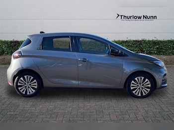Used Renault Zoe 2023 for sale - 76410712: Photo