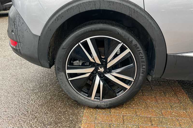 Used Peugeot 5008 2022 for sale - 77472005: Photo 9