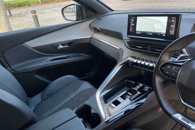 Used Peugeot 3008 2023 for sale - 77146427: Photo 14