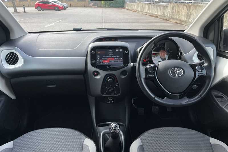 Used Toyota AYGO 2021 for sale - 76169057: Photo 12