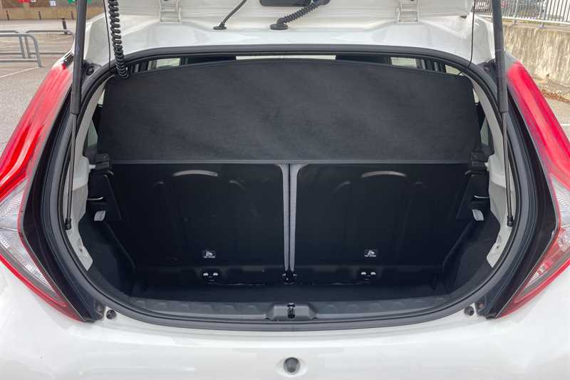 Used Toyota AYGO 2021 for sale - 76169057: Photo 24