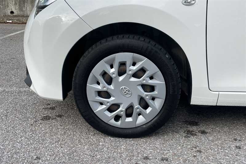 Used Toyota AYGO 2021 for sale - 76169057: Photo 9