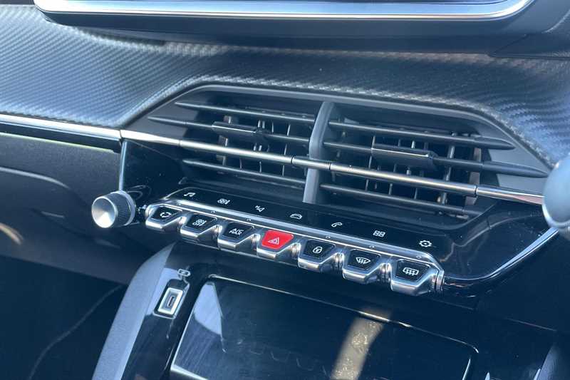 Used Peugeot 208 2023 for sale - 77010678: Photo 15