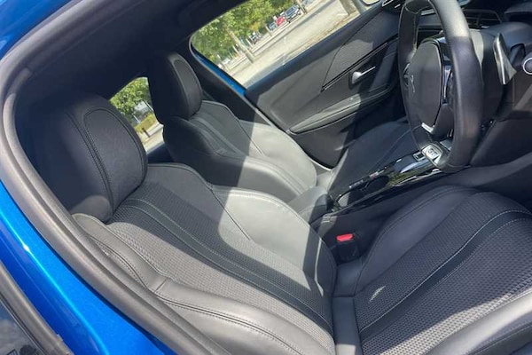 Used Peugeot 208 2023 for sale - 76204228: Photo 41