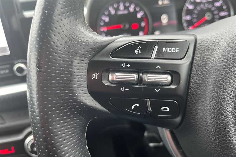 Used Kia Stonic 2023 for sale - 77841748: Photo 21