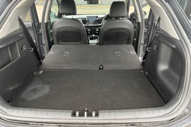 Used Kia Stonic 2023 for sale - 77841748: Photo 29