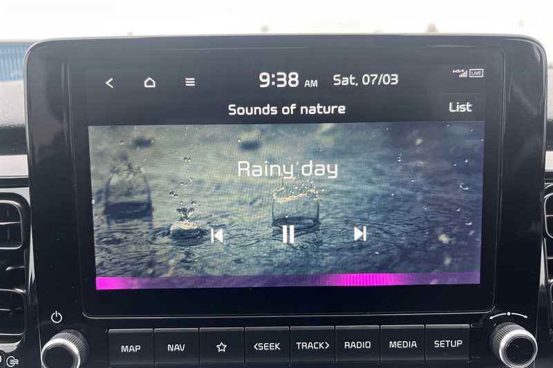 Used Kia Stonic 2023 for sale - 77841748: Photo 31