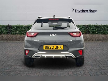 Used Kia Stonic 2023 for sale - 77841748: Photo