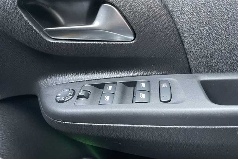 Used Vauxhall Corsa 2023 for sale - 77471786: Photo 16