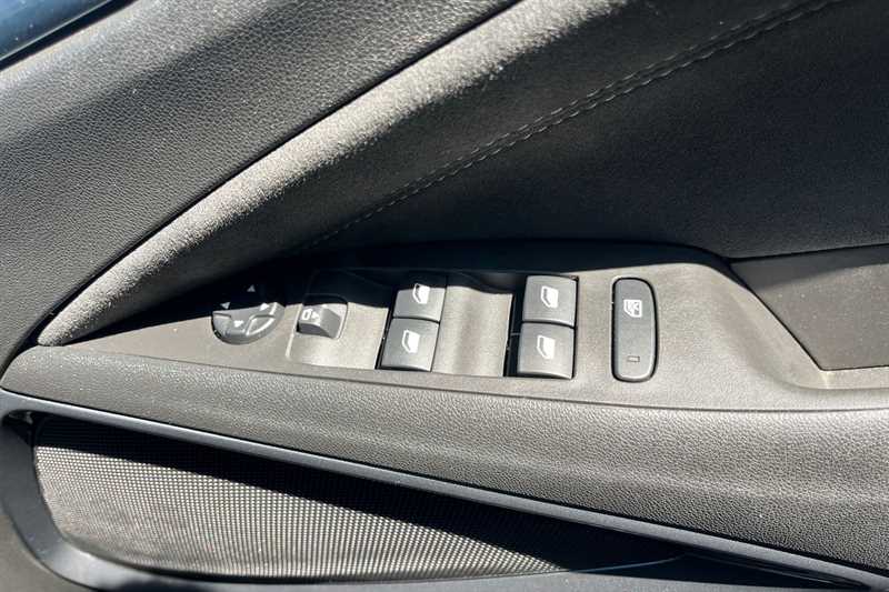 Used Vauxhall Crossland 2022 for sale - 77146944: Photo 16