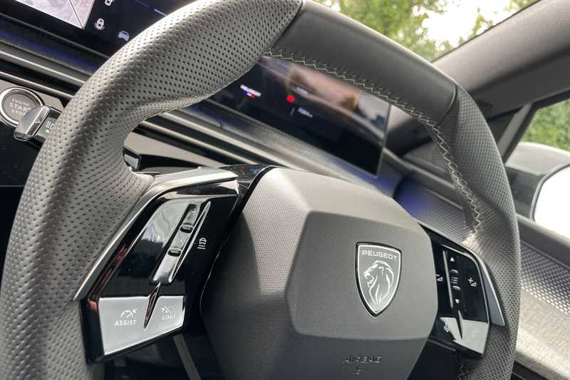 Used Peugeot 5008 2024 for sale - 76999925: Photo 16