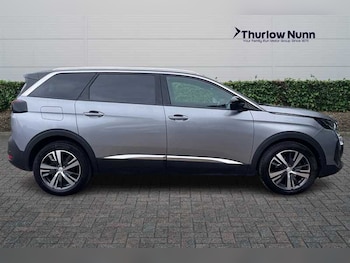 Used Peugeot 5008 2023 for sale - 78798917: Photo