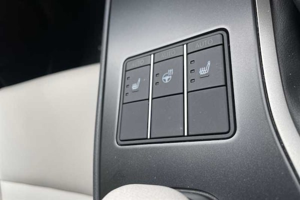 Used Lexus UX 2023 for sale - 76169008: Photo 27