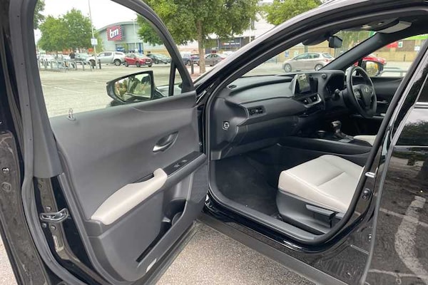 Used Lexus UX 2023 for sale - 76169008: Photo 33