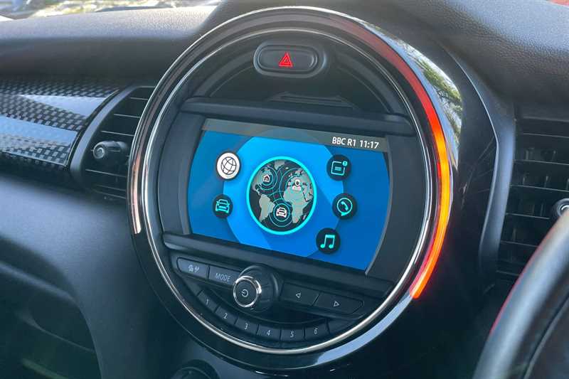 Used MINI Hatch 2018 for sale - 76598035: Photo 18