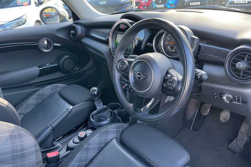 Used MINI Hatch 2018 for sale - 76598035: Photo 45