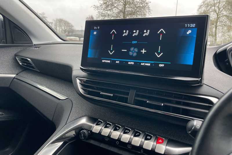 Used Peugeot 3008 2022 for sale - 77726297: Photo 40