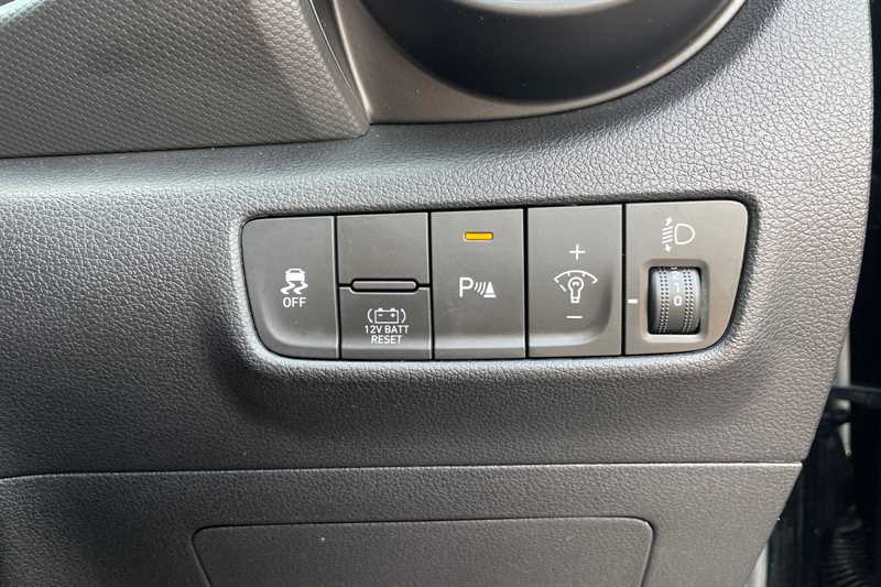 Used Hyundai KONA 2022 for sale - 76204395: Photo 29