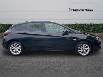 Used Vauxhall Astra 2020 for sale - 76286479: Photo 2