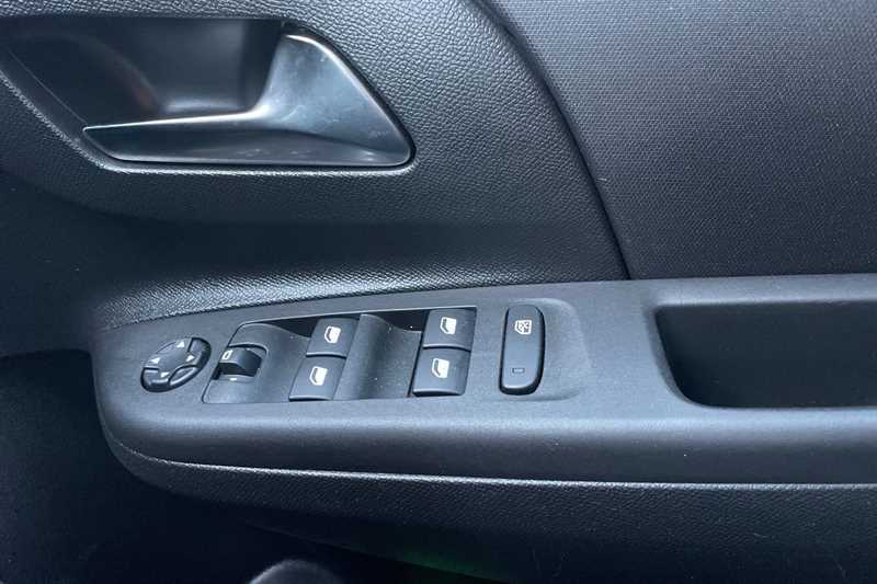 Used Vauxhall Corsa 2023 for sale - 76773621: Photo 15