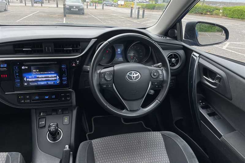 Used Toyota Auris 2018 for sale - 76901701: Photo 11