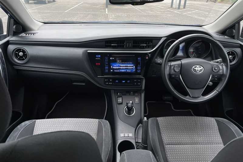 Used Toyota Auris 2018 for sale - 76901701: Photo 12