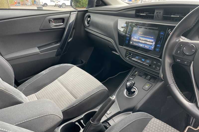 Used Toyota Auris 2018 for sale - 76901701: Photo 14