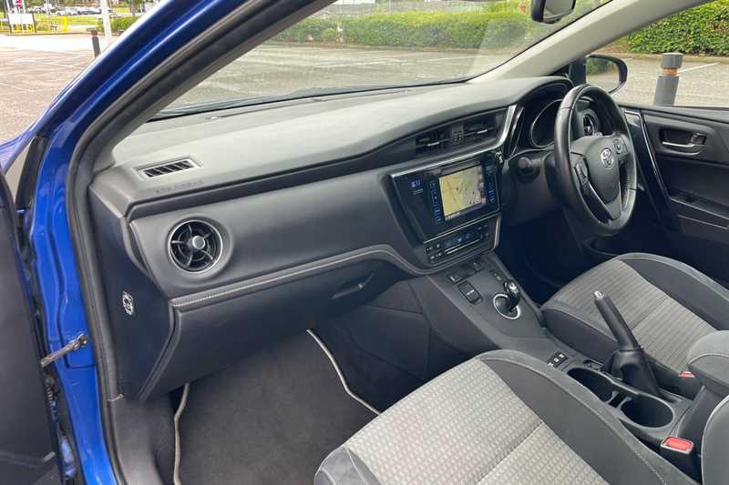 Used Toyota Auris 2018 for sale - 76901701: Photo 30