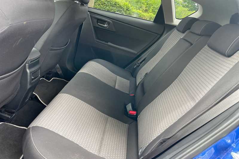 Used Toyota Auris 2018 for sale - 76901701: Photo 33