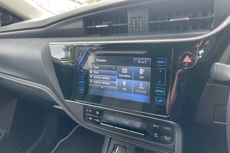 Used Toyota Auris 2018 for sale - 76901701: Photo 42