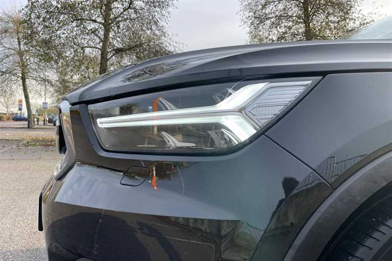 Used Volvo XC40 2021 for sale - 76978126: Photo 27