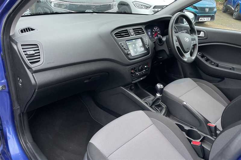 Used Hyundai i20 2018 for sale - 77472018: Photo 13