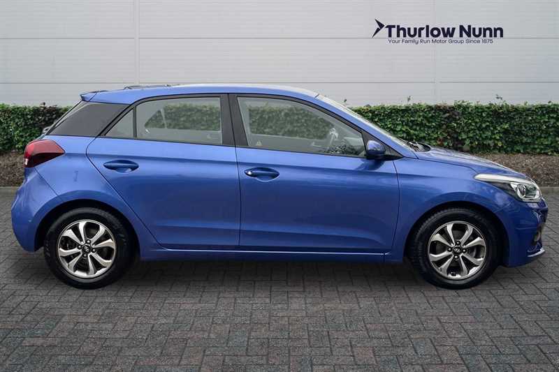 Used Hyundai i20 2018 for sale - 77472018: Photo 2